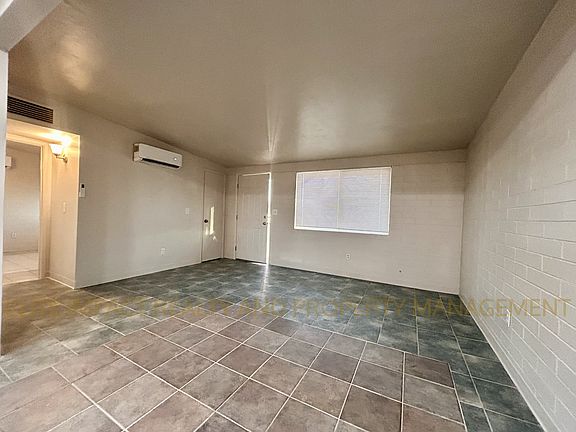 3rd image of 3054 N Sparkman Blvd #1