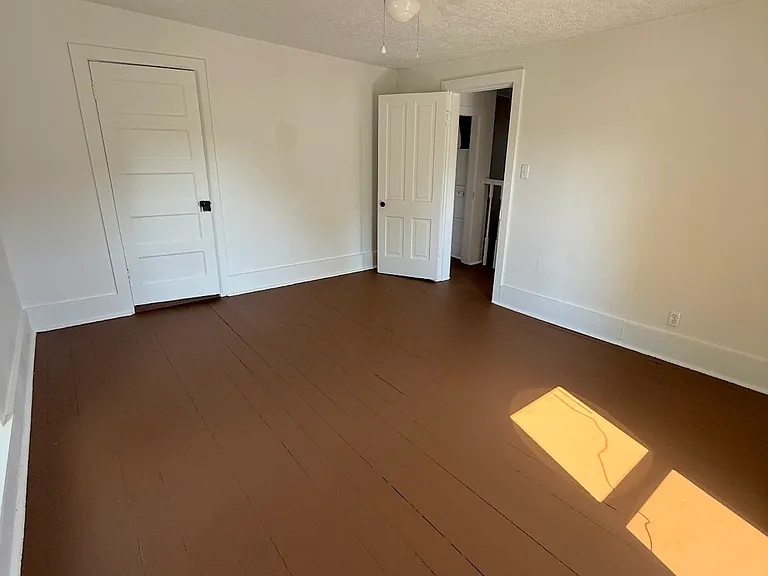 Rogers 304 E Lucas St — Photo 6