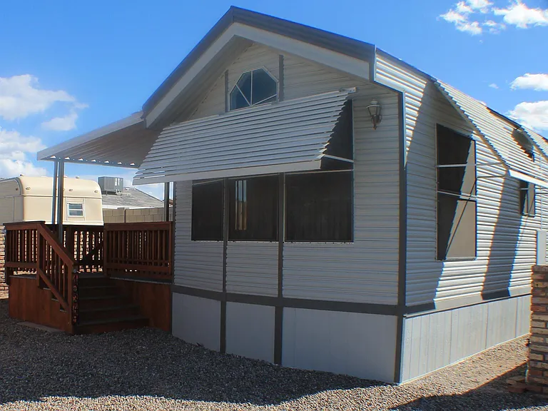 10349 E 28th Ln — Photo 1