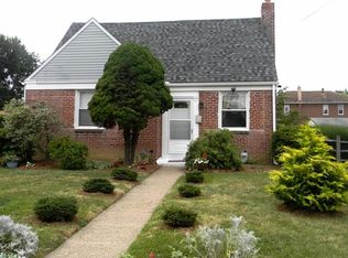 104 6th Ave, Folsom, PA 19033