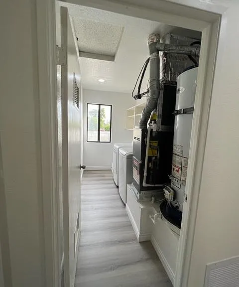 7893 Cerritos Ave — Photo 87