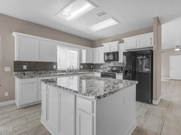 8114 E OSAGE Avenue, Mesa, AZ 85212