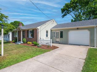 40 Glenside Rd, Cumberland, RI 02864