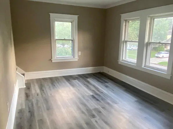 2811 Duke St #2, Kalamazoo, MI 49008