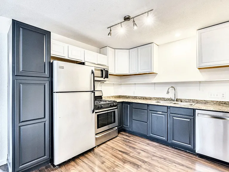 5607 Samuel Huston Ave — Photo 8