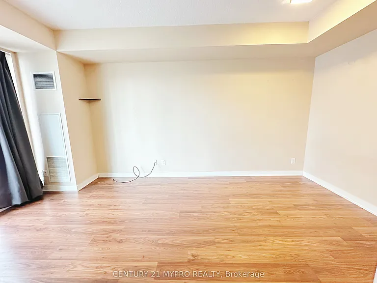 260 Sackville St #611 — Photo 6