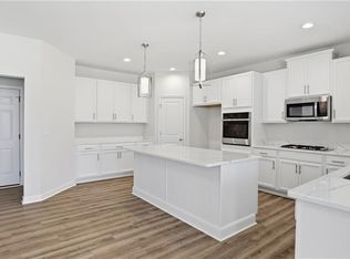 6033 Sam Callis Cir, Suffolk, VA 23435