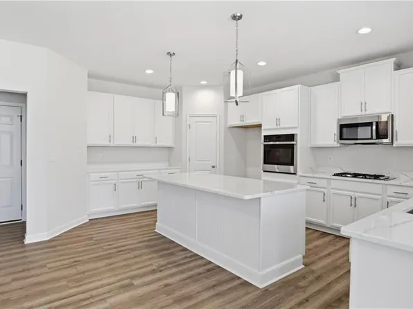 6033 Sam Callis Cir, Suffolk, VA 23435