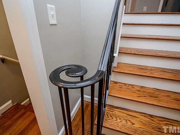 5th image of 3016 Oxford Dr