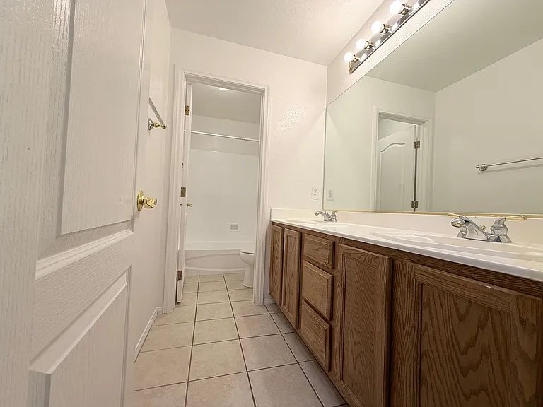 6116 Rabbit Track St — Photo 20