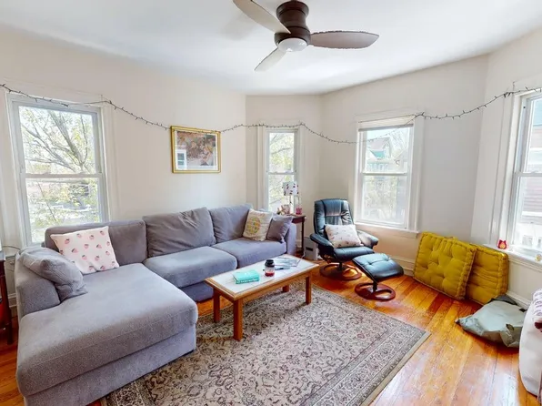 34 Holyoke Rd #2, Somerville, MA 02144