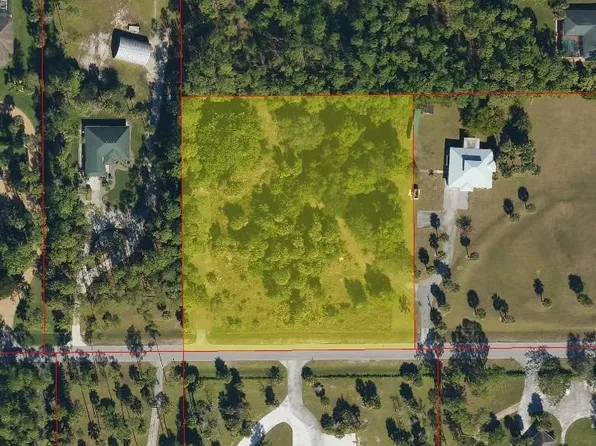 1st Ave NW, Naples, FL 34119