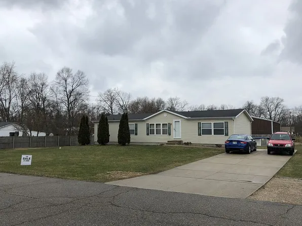 70682 Lafollette St, Niles, MI 49120