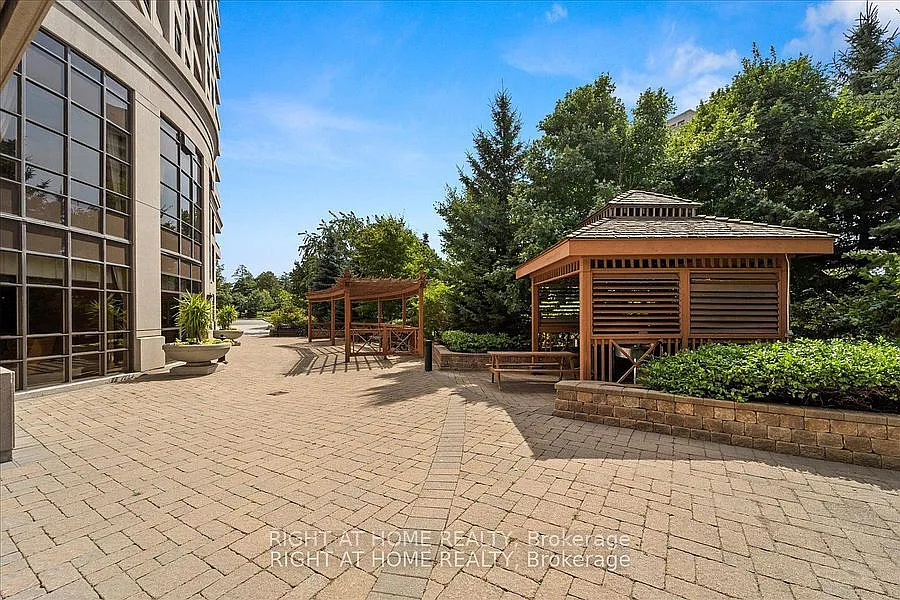 2 bed, $2,700 — Photo 3