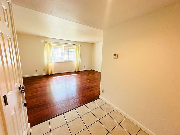 5th image of 11095 Poplar St APT D