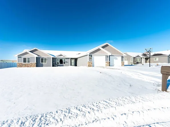 335 Canyon Blvd, Detroit Lakes, MN 56501
