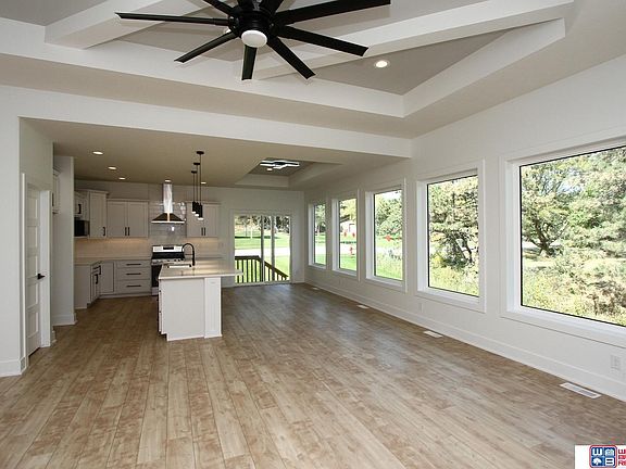 2nd image of 10820 Crescent Moon Dr
