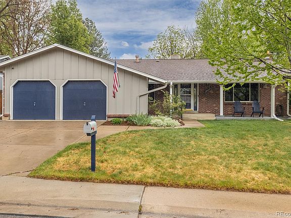 3rd image of 2622 S Brentwood Court