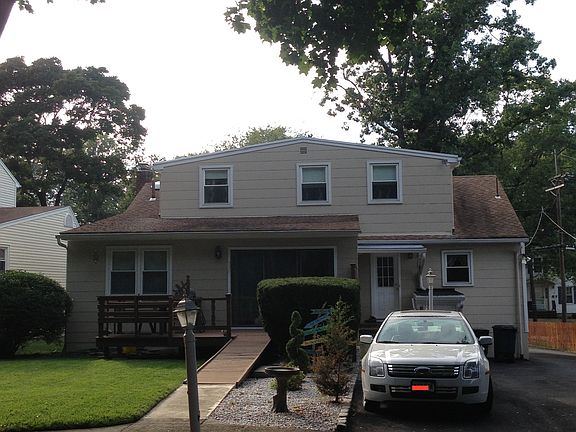 2nd image of 200 N Livingston Ave