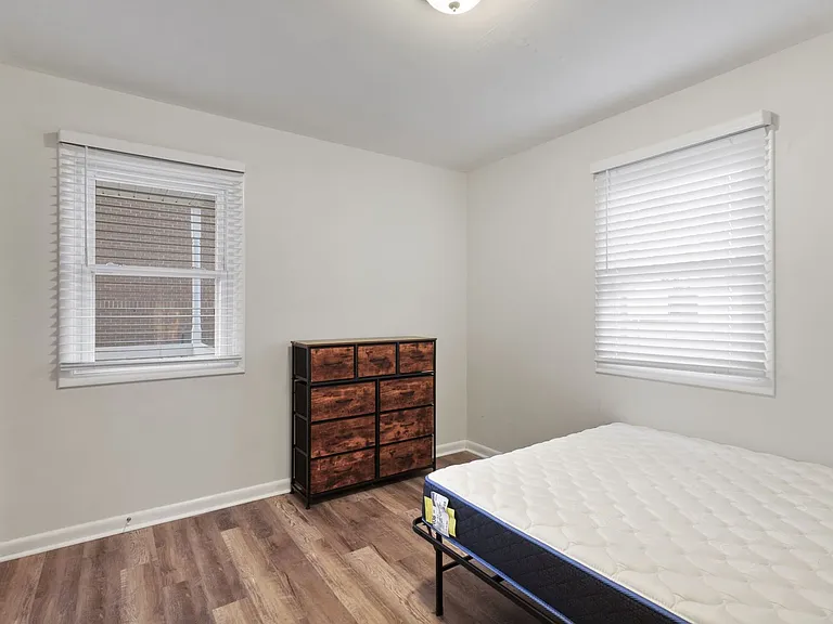 242 Dodd St — Photo 15
