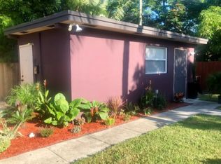 572 NW 45th Ct, Oakland Park, FL 33309