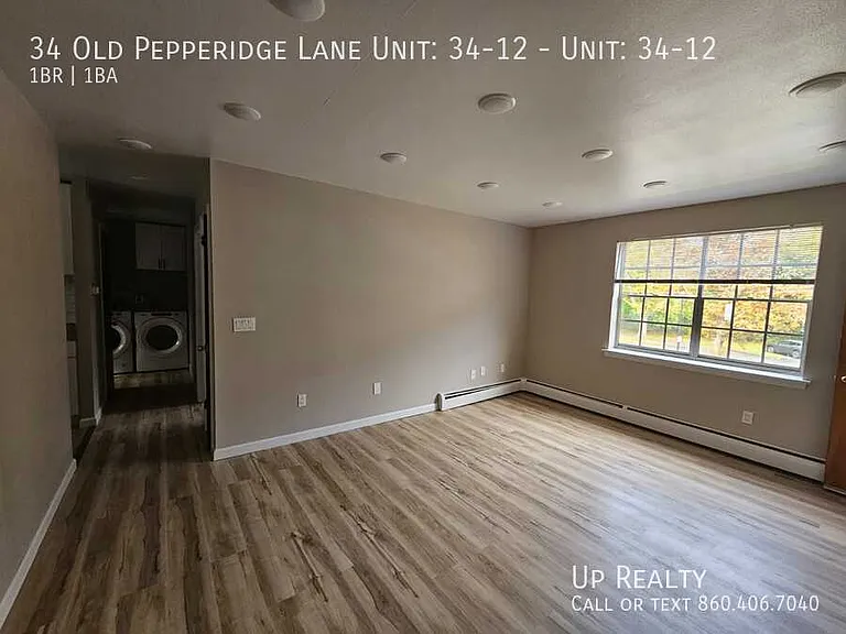 34 Old Pepperidge Ln #12 — Photo 11