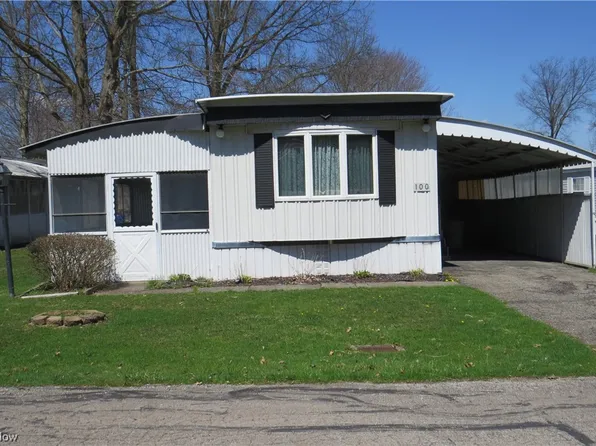 100 Brook Dr, Brookfield, OH 44403