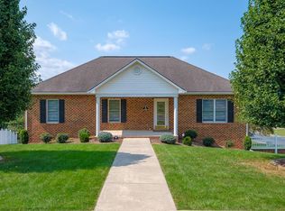 2111 Whispering Springs Rd, Harrisonburg, VA 22801