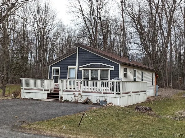 2313 Lake Shore Dr, Blossvale, NY 13308