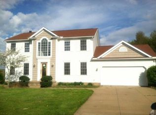 3802 Falcon Chase St NW, Uniontown, OH