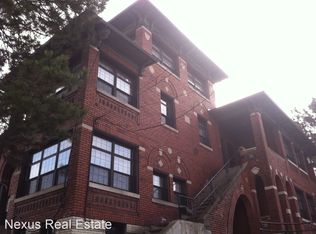 5552 Phillips Ave #2200, Pittsburgh, PA 15217