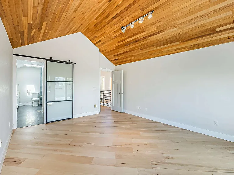 4634 Lighthouse Dr NE — Photo 55