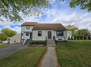 735 Spring Valley Rd, Maywood, NJ 07607