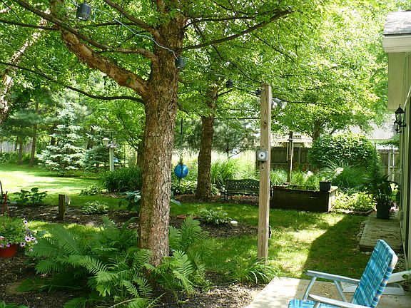 Outside of Sun Room w/patio