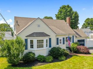 28 Walden Rd, Wakefield, MA 01880
