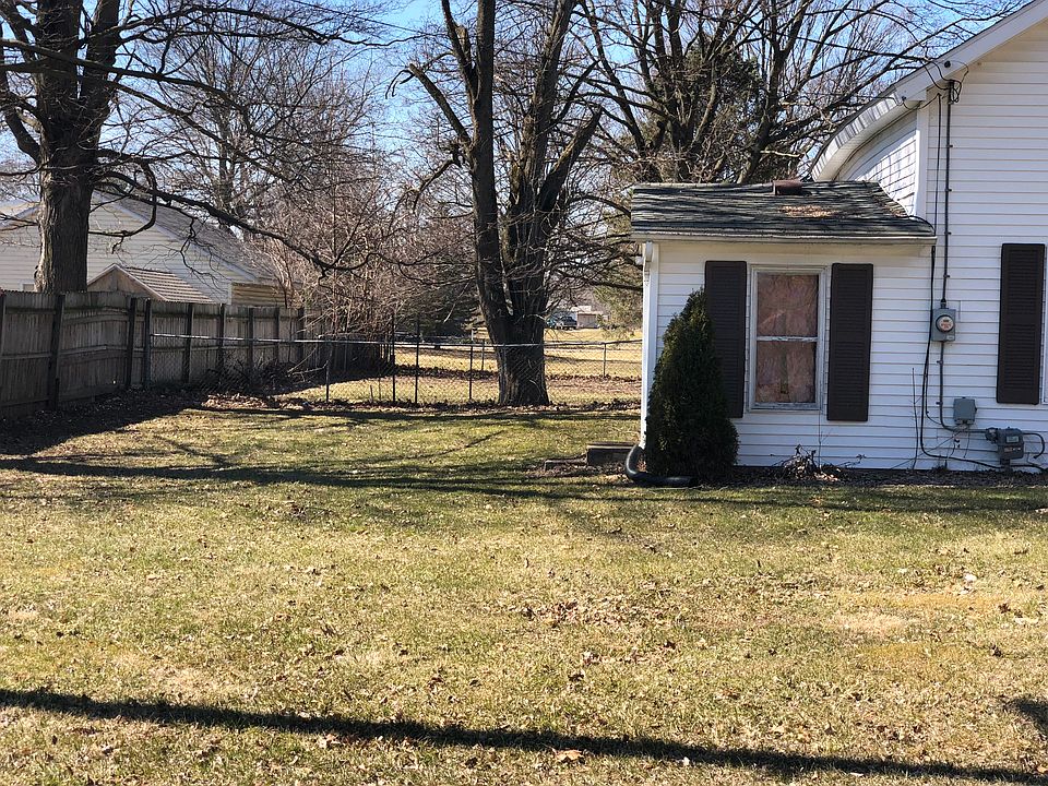 640 Best St, Vicksburg, MI 49097 Zillow