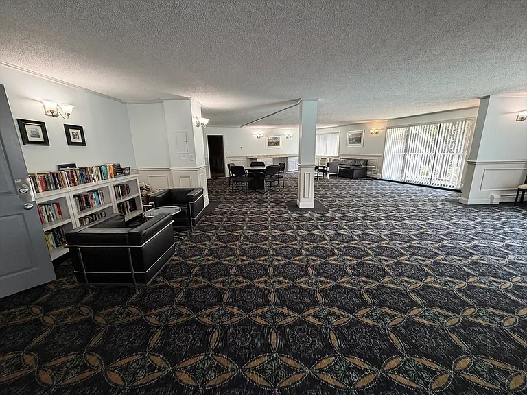 151 Coolidge Ave #404 — Photo 17