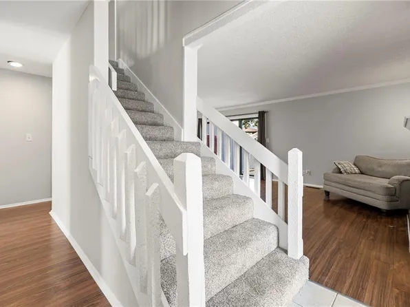 8149 Monrovia St, Lenexa, KS 66215