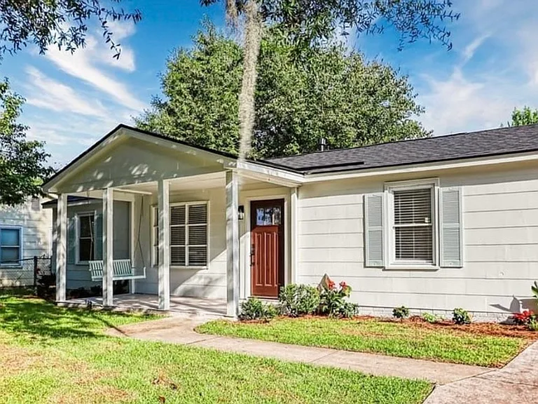 41 Arline Dr — Photo 4