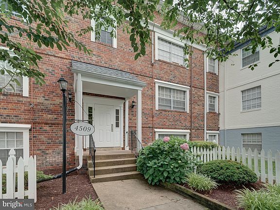 2nd image of 4509 Romlon St APT 301
