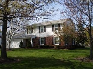 5333 Golfway Ln, Lyndhurst, OH