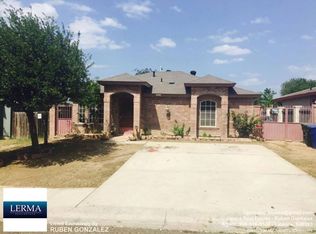 1111 Trent Dr, Laredo, TX 78046