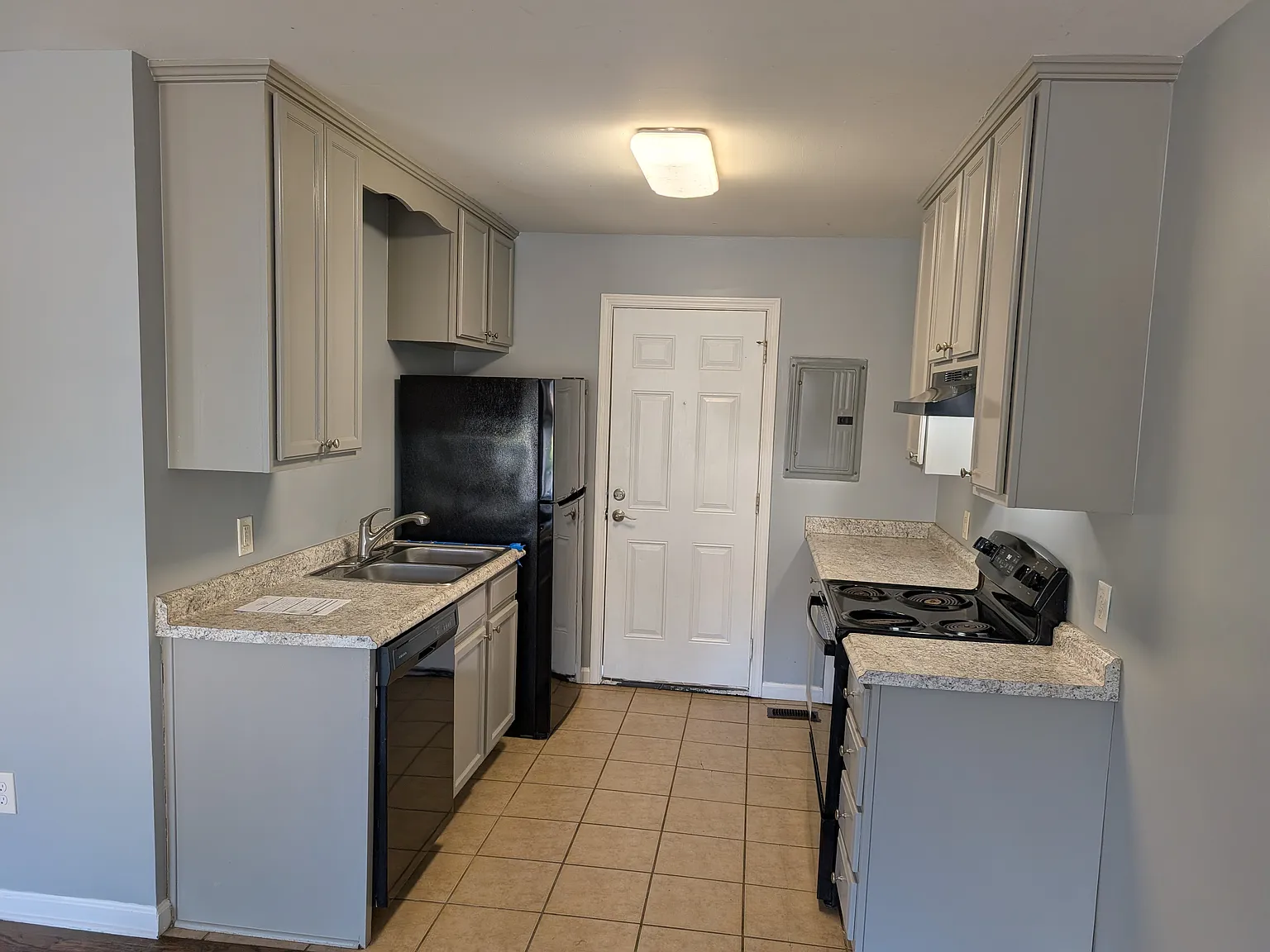 2 bed, 600 sqft, $1,450 — Photo 4