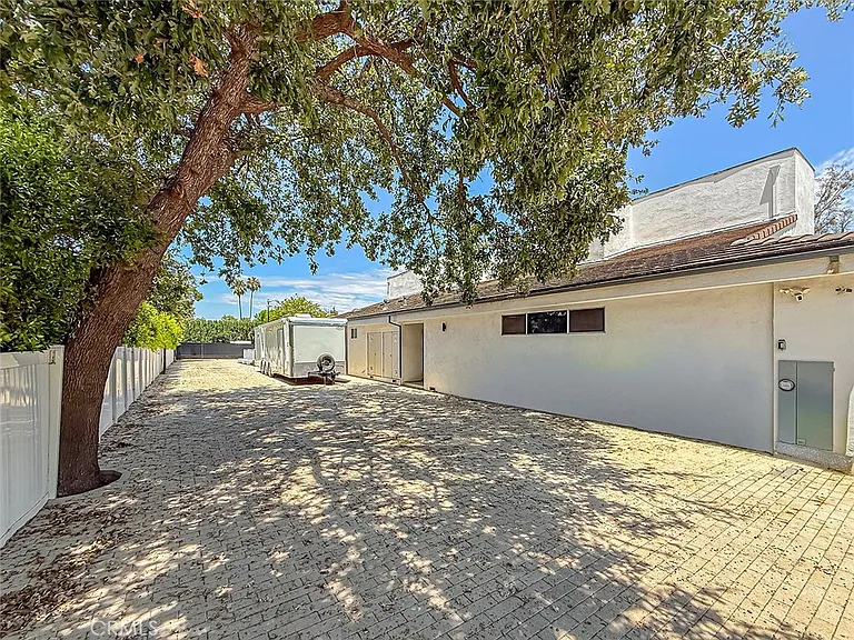 22921 Dolorosa St — Photo 56