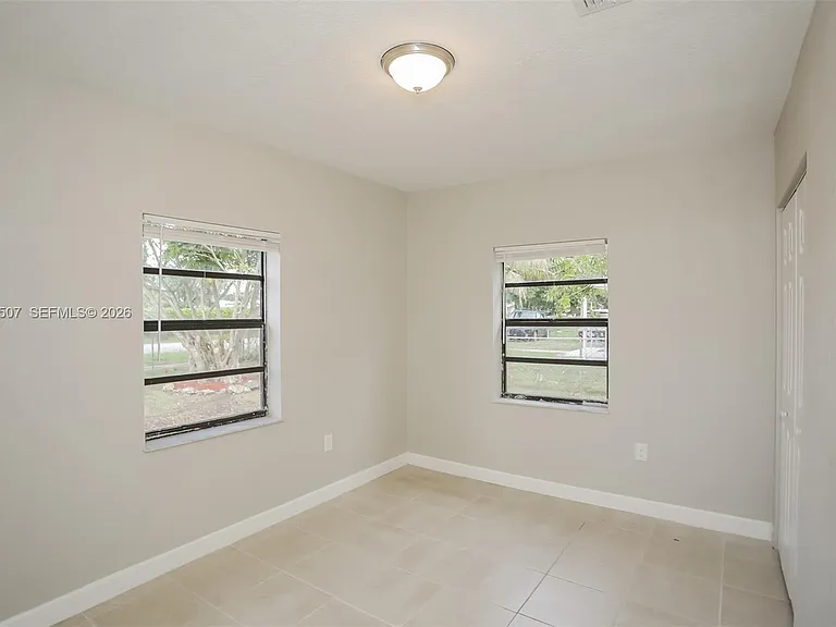 14640 Tyler St — Photo 6