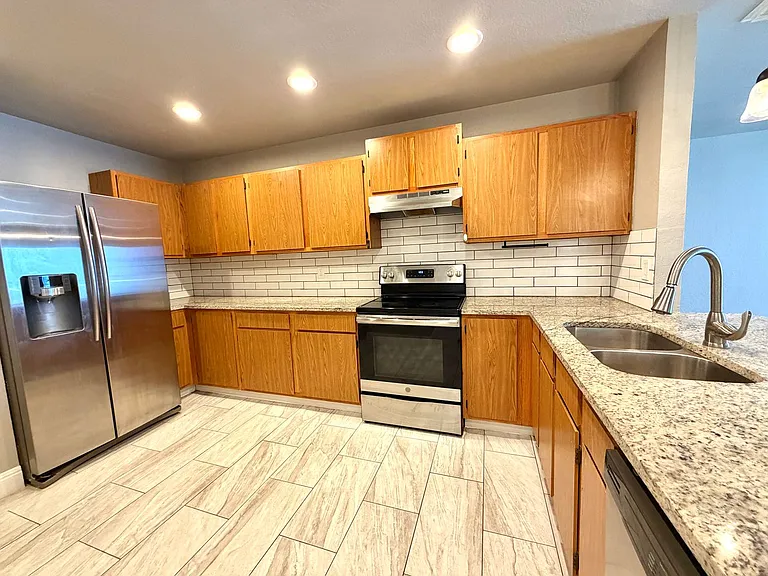 9935 Misty Plain Dr — Photo 7