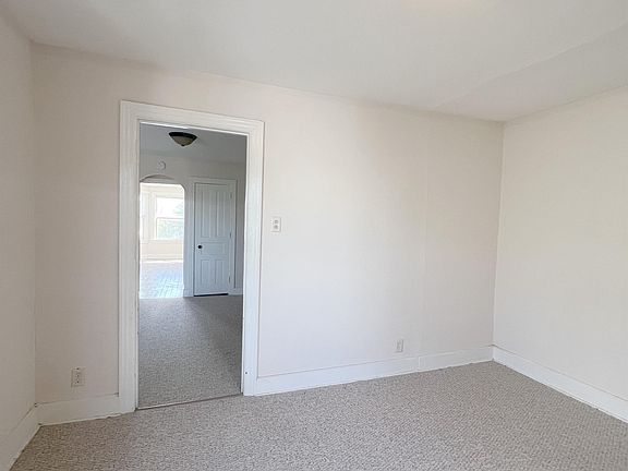 5th image of 29 Belvidere St APT 301