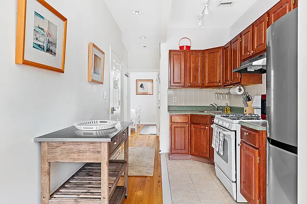 Sold by Compass | media 15