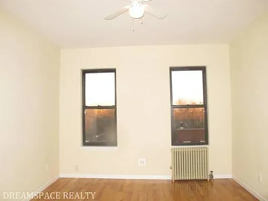 Rented by Dream Space Realty | media 11