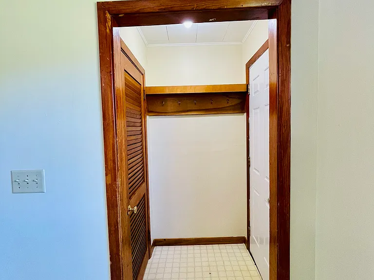 72 Heineberg Dr #100 — Photo 28